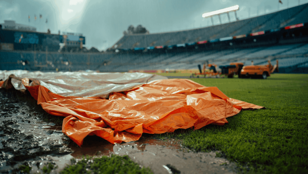 Rose Bowl weather forecast brings rare rain to Pasadena as Alabama faces Indiana in historic wet conditions today