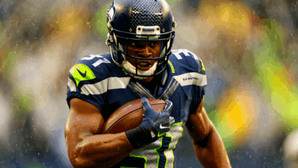 Super Bowl winners face Seattle Seahawks tonight in fierce playoff battle