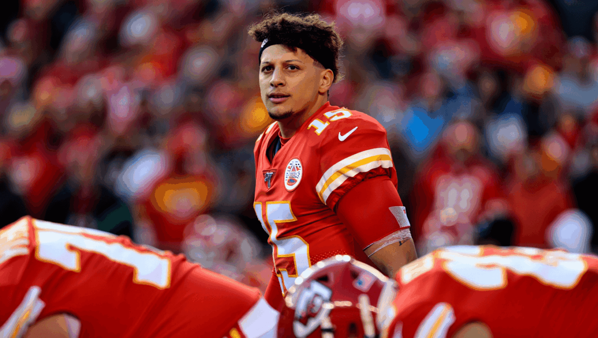 Chiefs face Raiders in Week 18 finale seeking to spoil Las Vegas' historically bad season