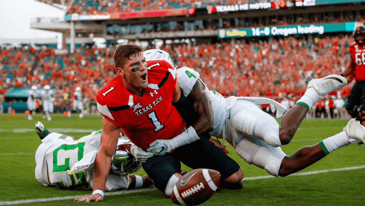 Morton struggles as Oregon dominates Texas Tech 16-0 in Orange Bowl, Red Raiders' historic season ends quietly