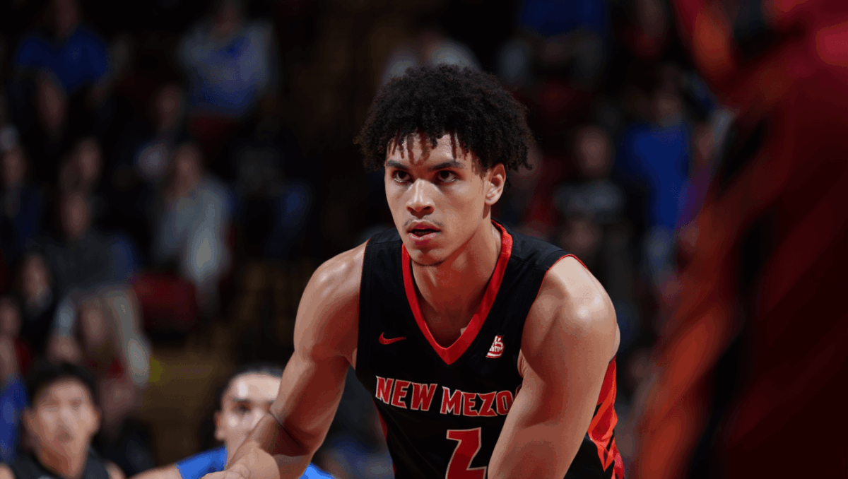 New Mexico dominates Air Force 45-22 at halftime in Mountain West matchup