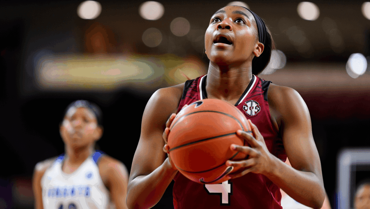 Women's college basketball: South Carolina dominates 90-48, Edwards scores 26