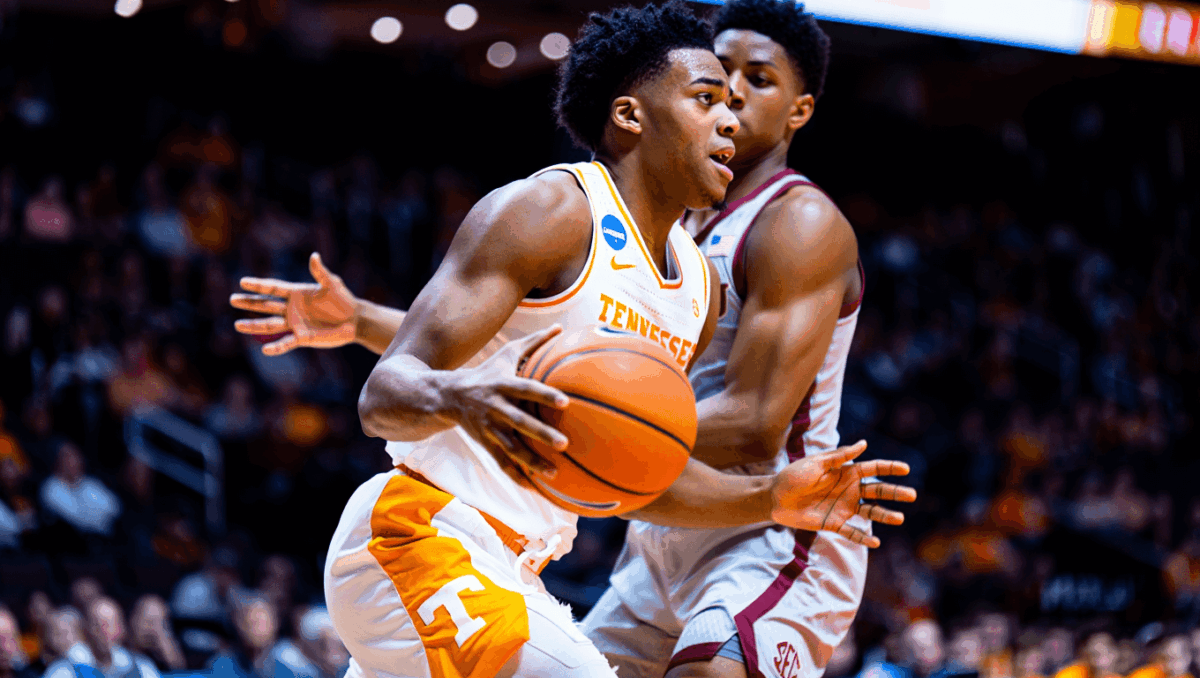 Tennessee vs Georgia faces high-stakes SEC matchup tonight in Athens