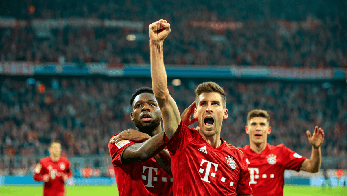 Bayern beats Augsburg 3-2 in comeback thriller, survives late scare