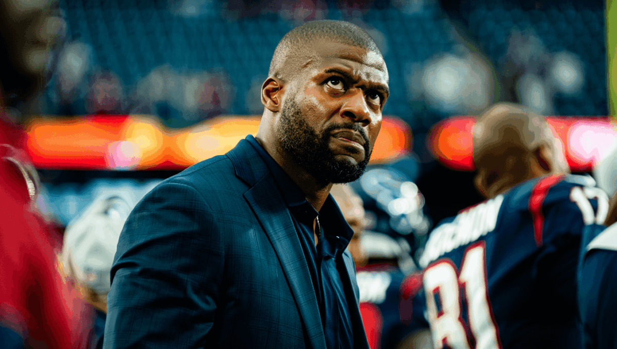 Houston Texans coach DeMeco Ryans leads team toward AFC playoffs, bonds key to success