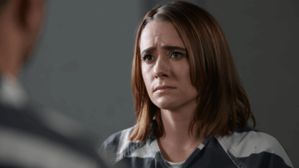 Kelsey Barnard Clark arrested for DUI after plowing into mailbox