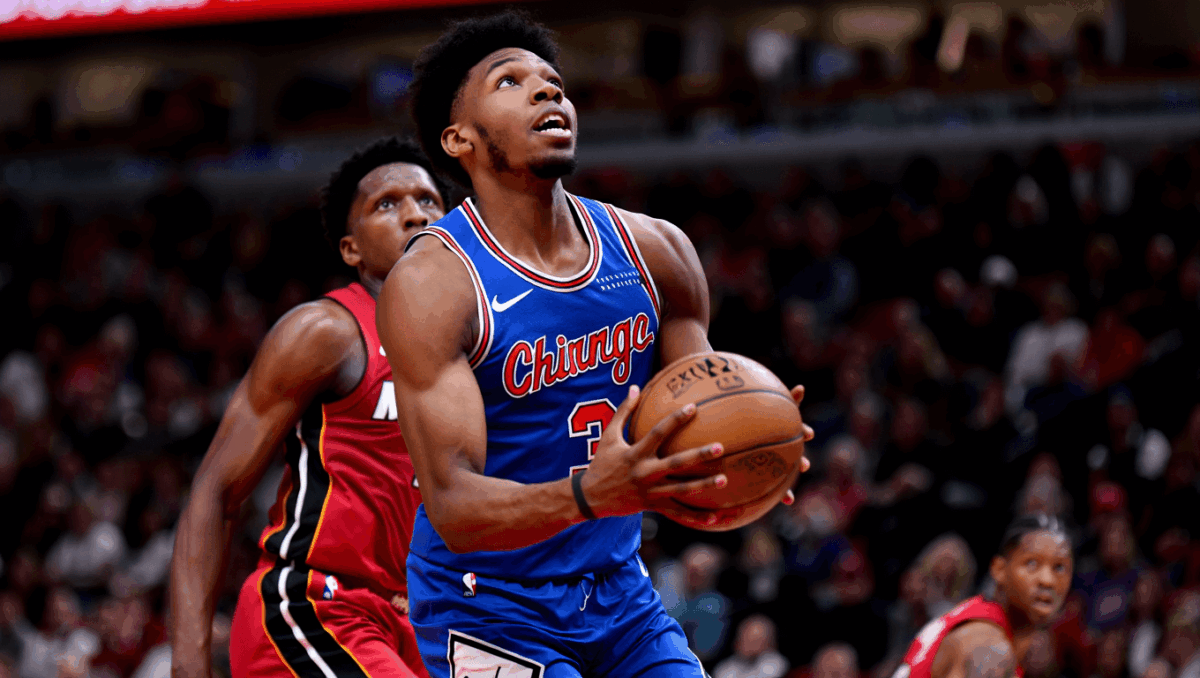 Bulls face Heat tonight seeking to end 3-game skid in Miami matchup
