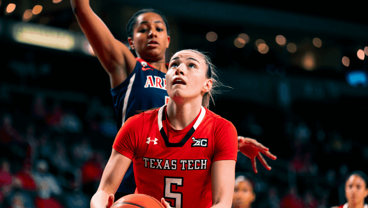 Arizona can't keep up as No. 21 Texas Tech rolls to 80-49 victory, extends win streak to 16 games