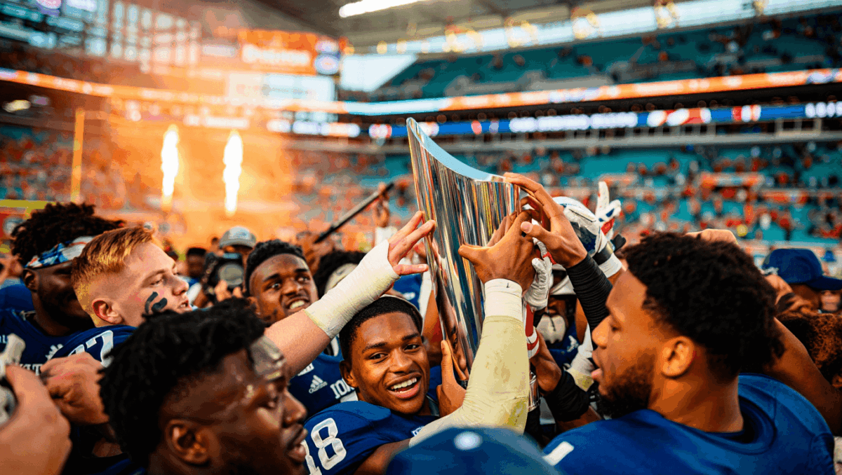 Final AP poll: Indiana earns first No. 1 football finish as national champs
