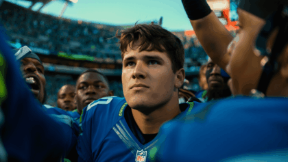 NFL teams left still in hunt, Seahawks, Broncos lead the way