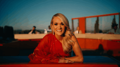 Carrie Underwood husband Mike Fisher supports her American Idol return