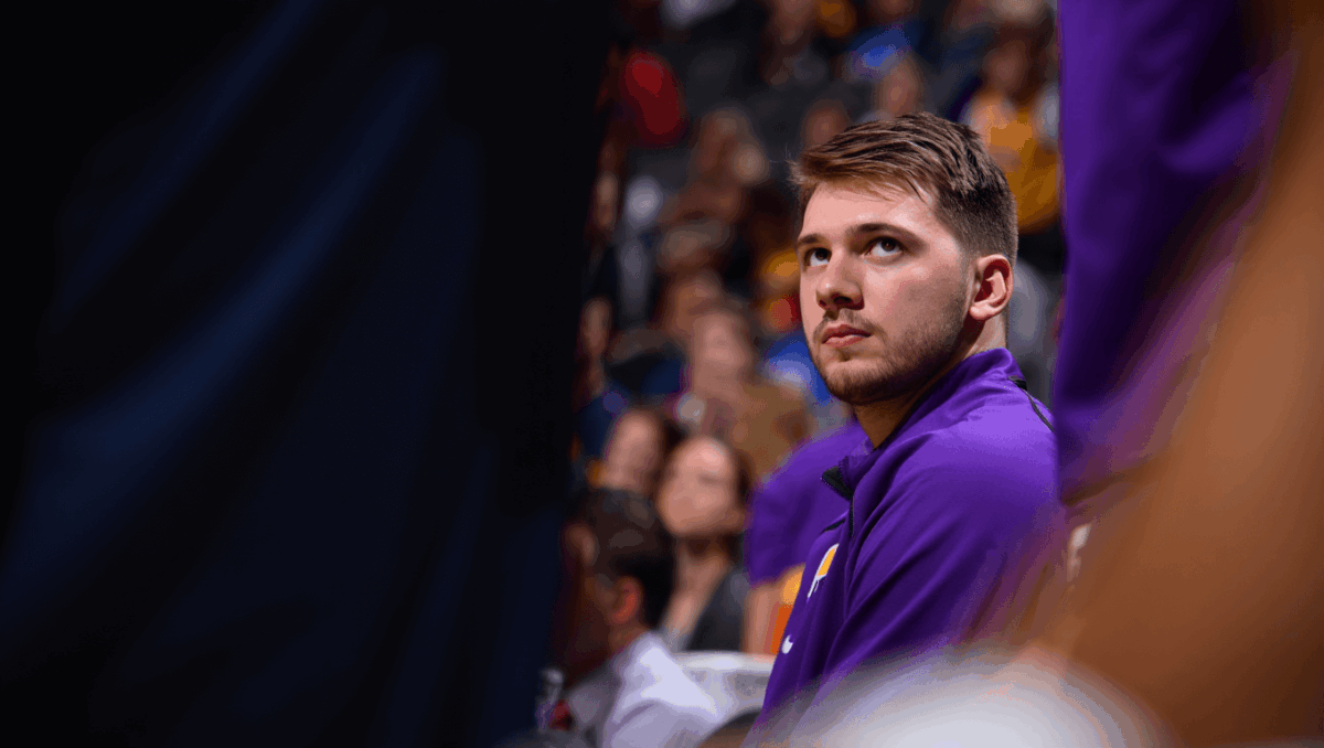 Lakers vs Bulls tonight: 5-game winning streak on line for Chicago