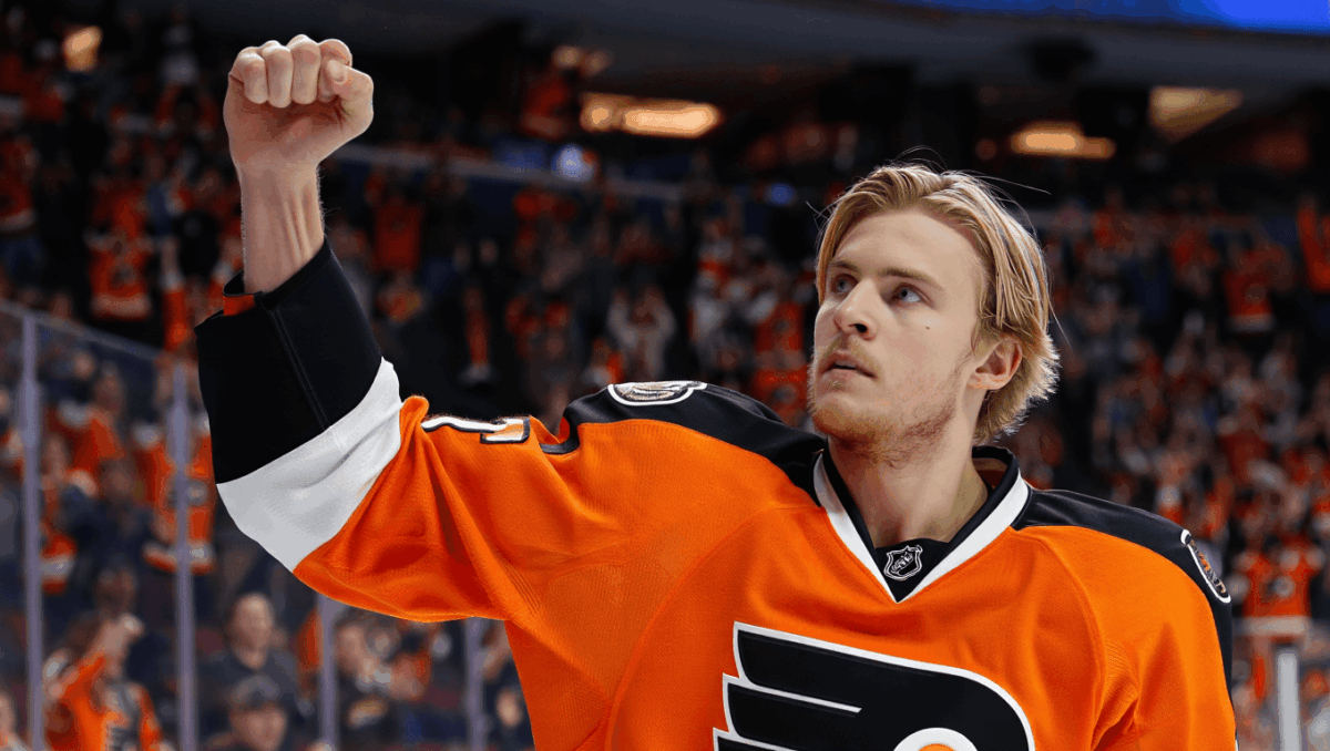 Flyers beat Sabres 5-2 on the road, extend winning streak