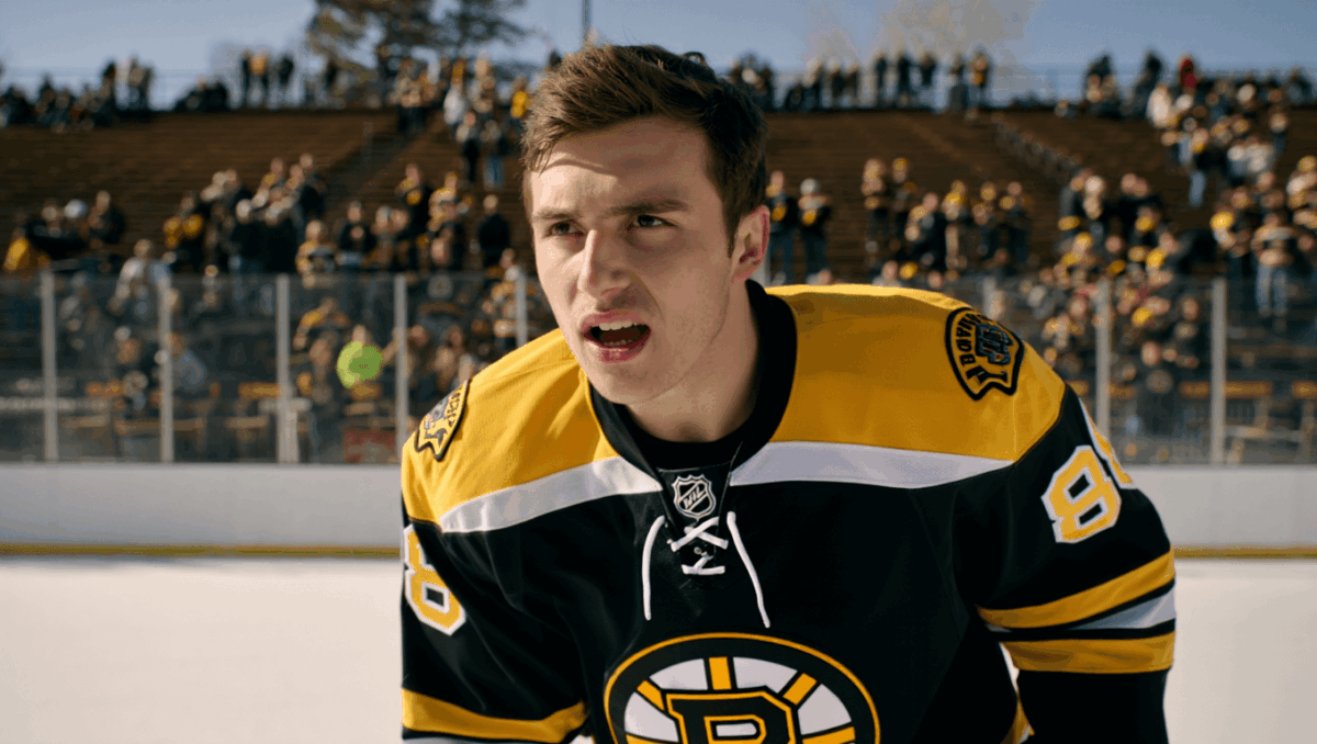 Raymond James Stadium hosts Bruins vs Lightning in Stadium Series tonight