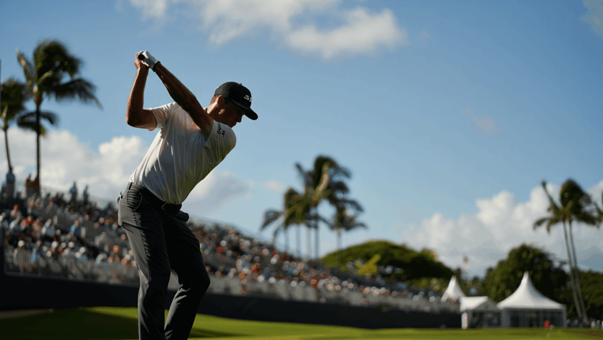 Sony Open sees Taylor and Roy tied atop leaderboard after opening 62s