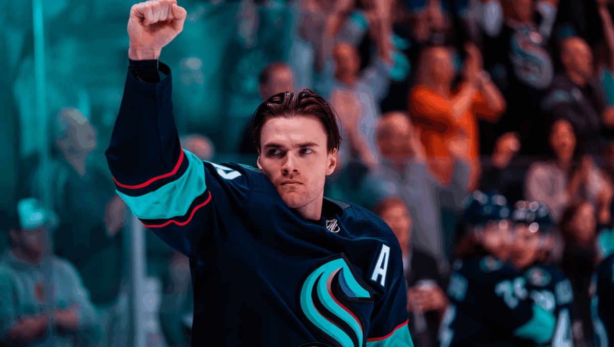 Kraken dominates Bruins 7-4 with Kakko, Catton each scoring twice