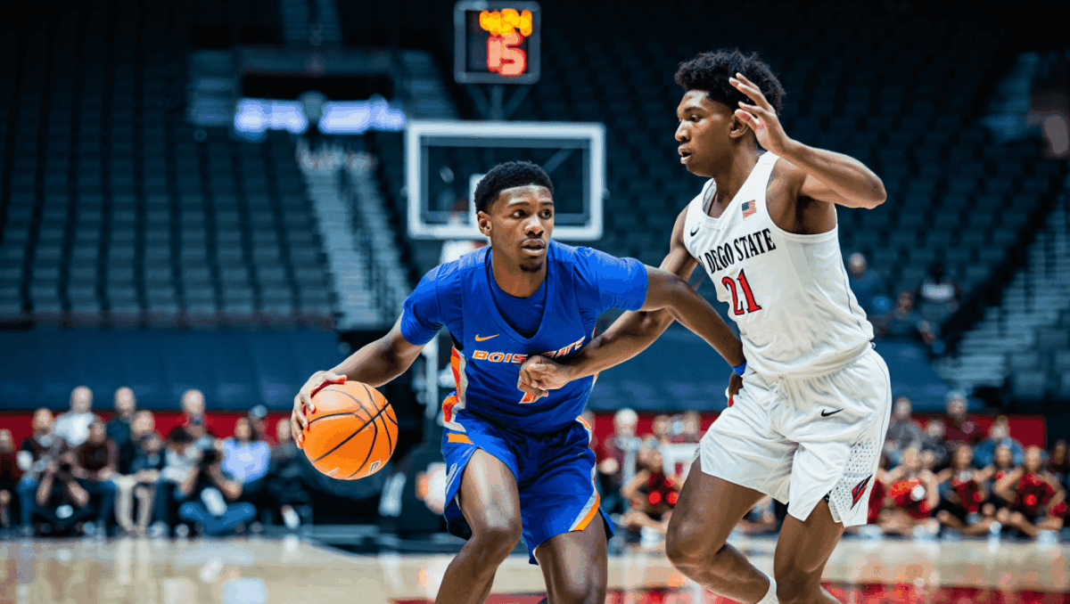 Boise State faces San Diego State in Mountain West matchup, Broncos down double digits early tonight at Viejas Arena