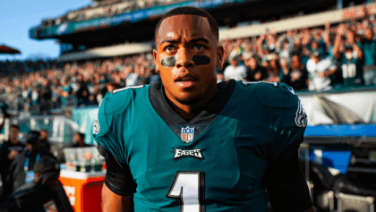 Lincoln Financial Field hosts Eagles-49ers Wild Card showdown, battle for NFC supremacy