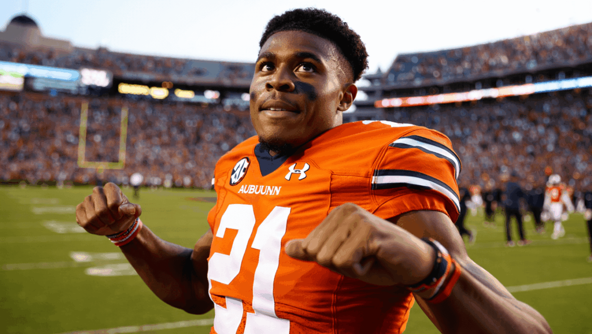 Eric Singleton Jr commits to Florida in transfer portal, leaves Auburn