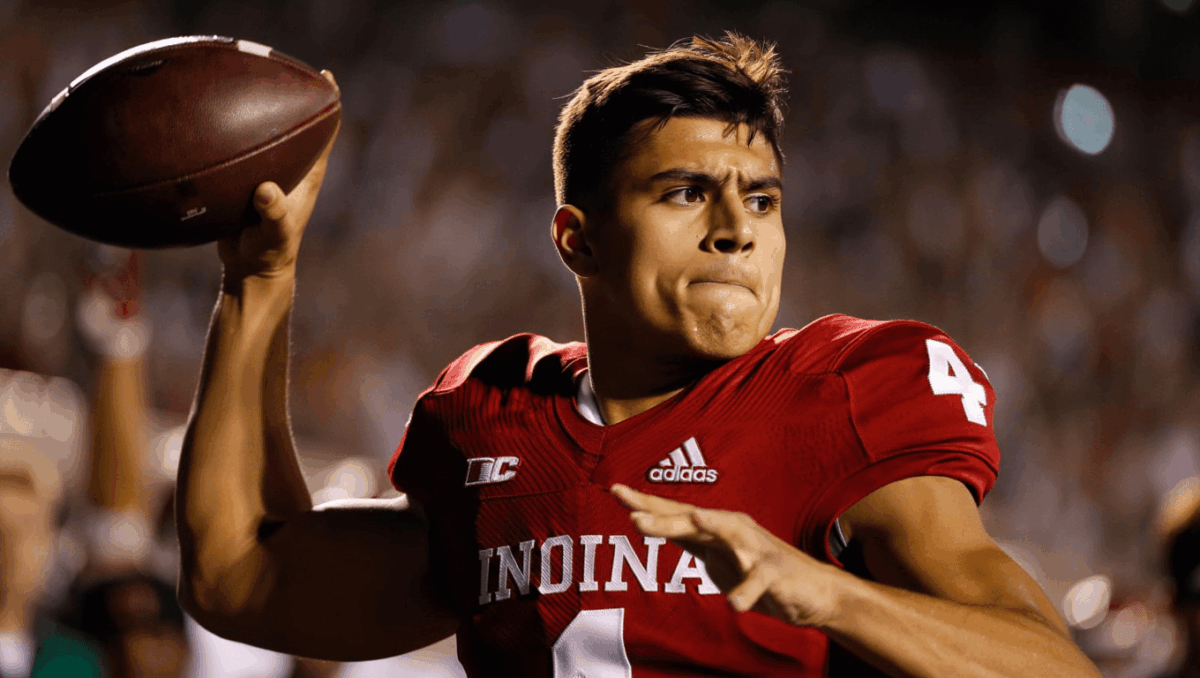 AP Top 25 rankings here: Indiana stays #1, Miami rises to playoff final spot
