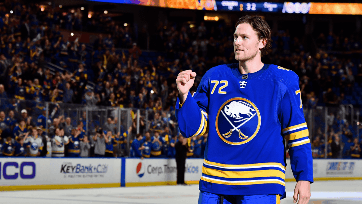 Canucks fall to Sabres 3-2, dropping fourth straight game