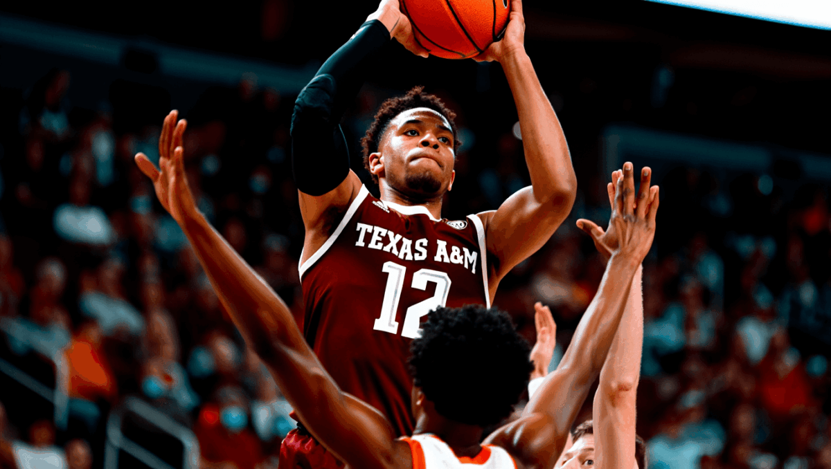 LSU faces Texas A&M in tight SEC opener battle, both teams tied early in Texas matchup