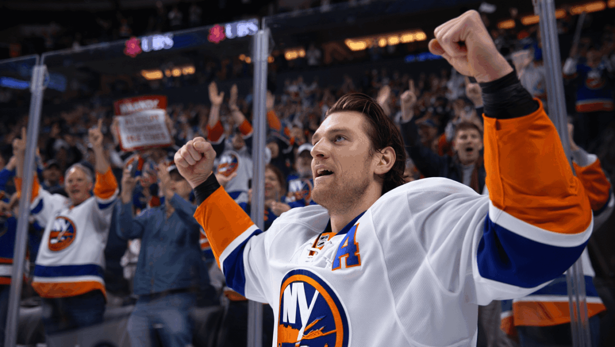 Mammoth fall short to Islanders 3-2 in New Year's Day matchup at UBS Arena