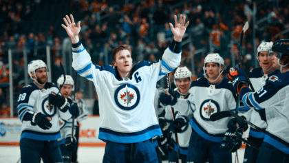 Jets edge Wild 4-3 in OT thriller, Connor scores late winner