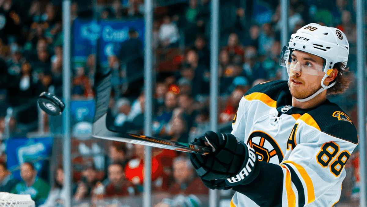 Bruins face Canucks tonight with Pastrnak riding hot streak after 6-2 rout of Oilers