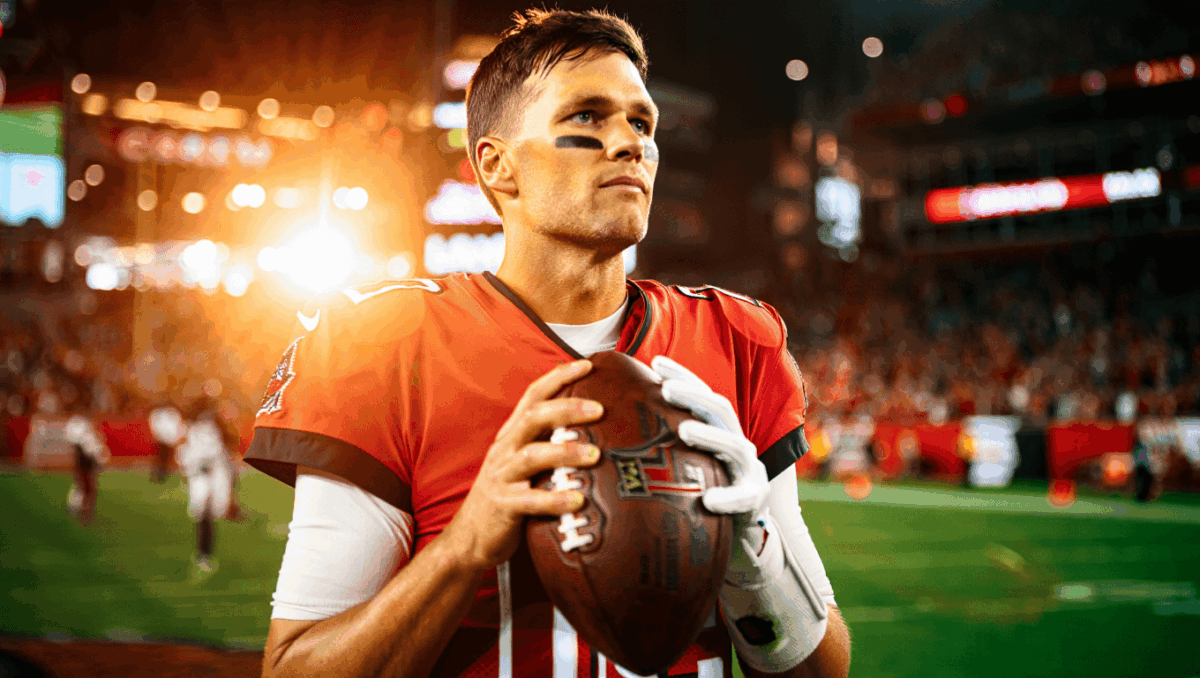 Tom Brady won't be eligible for Hall of Fame until 2028, questions first-ballot chances