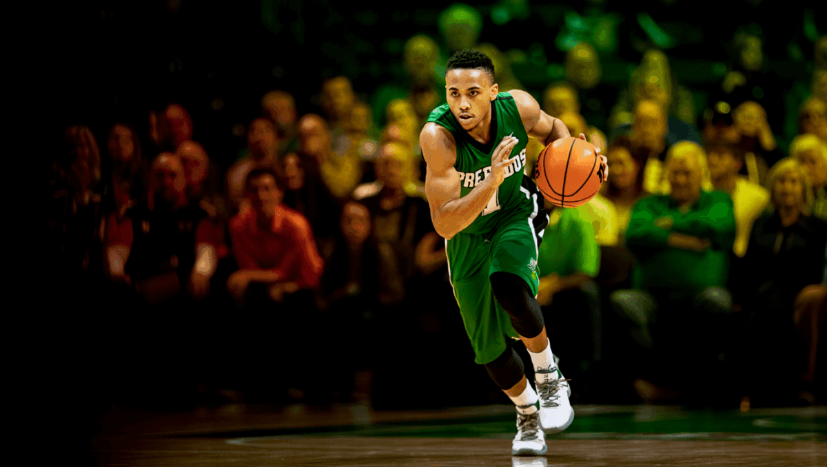 Green Bay basketball faces Milwaukee today in 'Battle of I-43' matchup