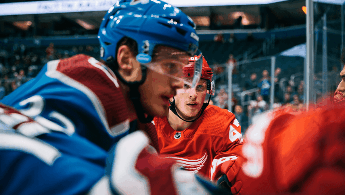 Red Wings face Avalanche tonight in battle of division rivals