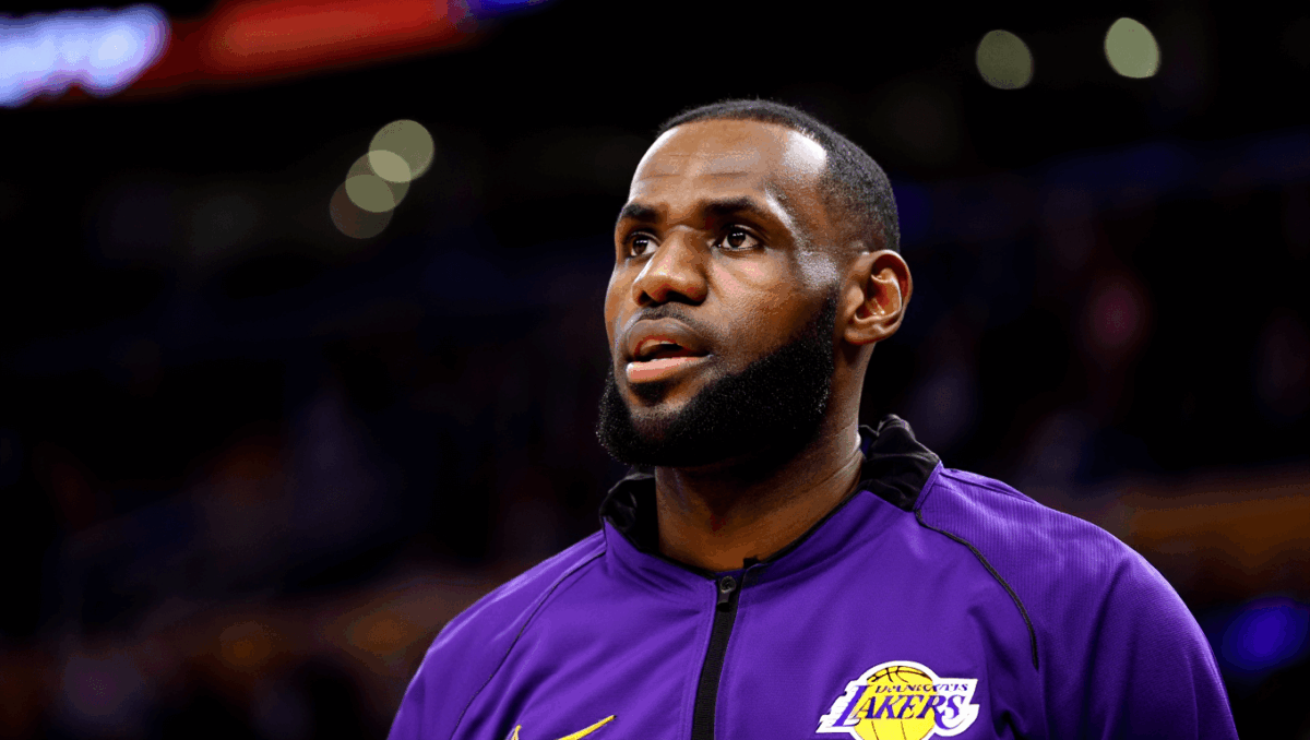 Lakers face Knicks tonight at MSG in matchup between East, West powerhouses