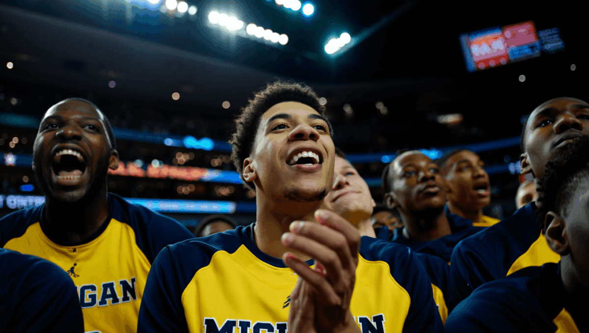 AP Top 25 basketball: Michigan claims No. 1 ranking for 1st time since 2013