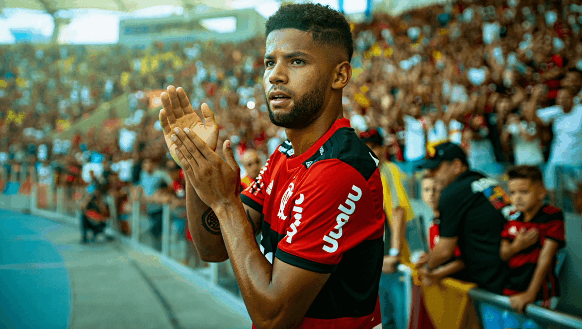 Flamengo faces Internacional tonight in Maracanã, Paquetá returns