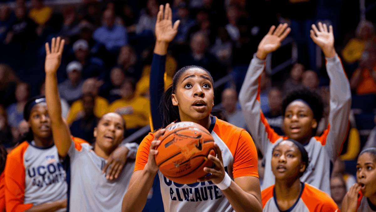 UConn defeats Marquette 99-67, dominates in blowout road win