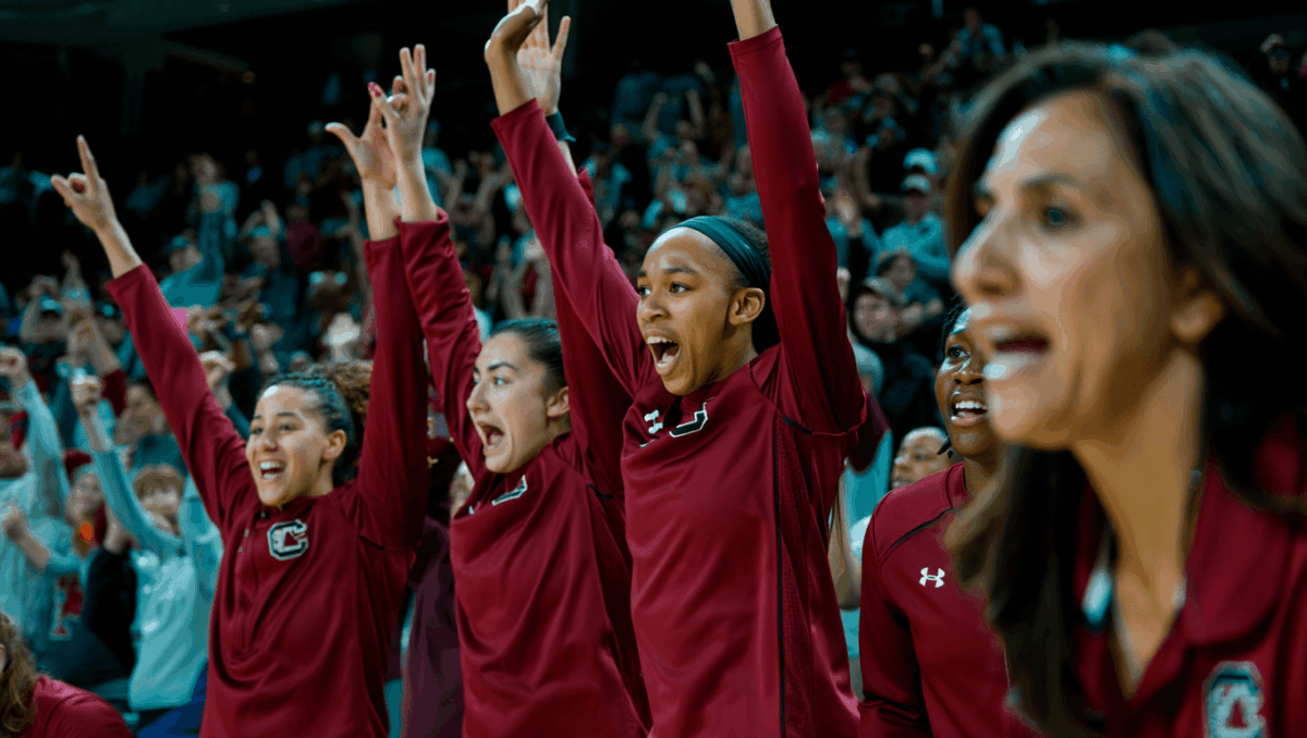 NCAA women's basketball: South Carolina beats LSU 79-72 in latest rankings showdown
