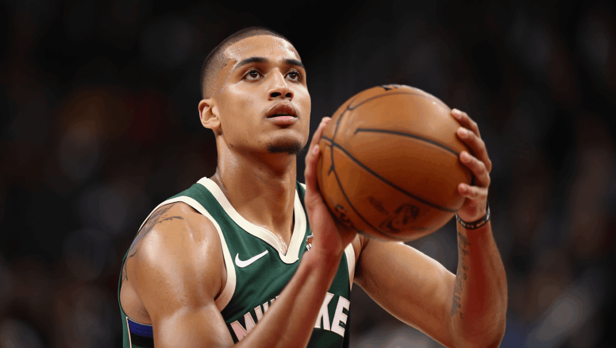 Pelicans vs Bucks: Bucks demolish Pelicans 135-110, Kuzma drops 31