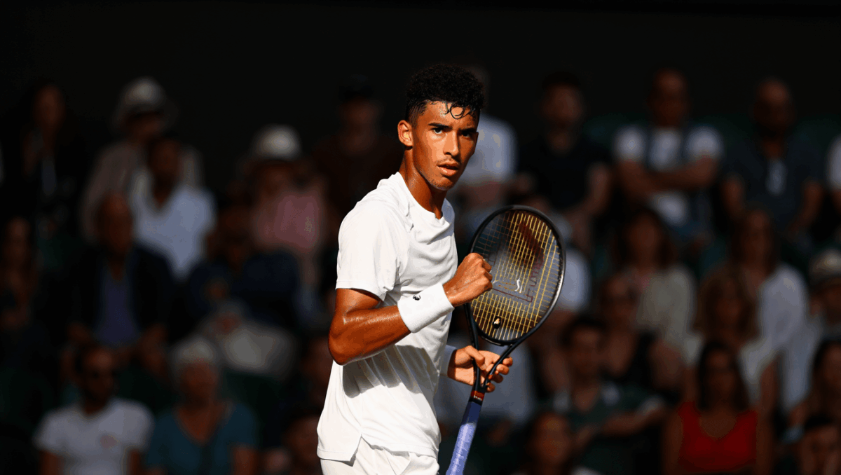 Felix Auger-Aliassime takes on Medjedovic today in Rotterdam Round 2