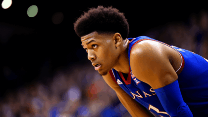 Kansas vs Texas Tech tonight: Red Raiders favored 4.5 points in Big 12 showdown