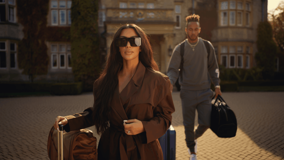 Lewis Hamilton's dating Kim Kardashian after romantic weekend getaway