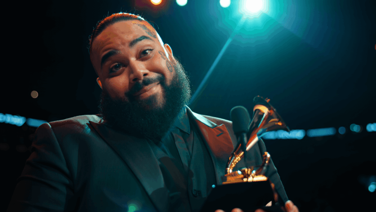 Jelly Roll wins 2 Grammys including Best Country Album for Beautifully Broken