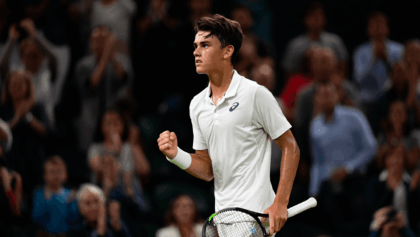 Alex de Minaur survives van de Zandschulp 3-6, 7-6, 7-5 in Rotterdam