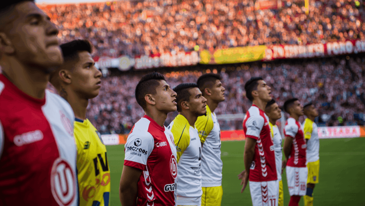 Universitario faces Cienciano tonight in battle for Lima supremacy