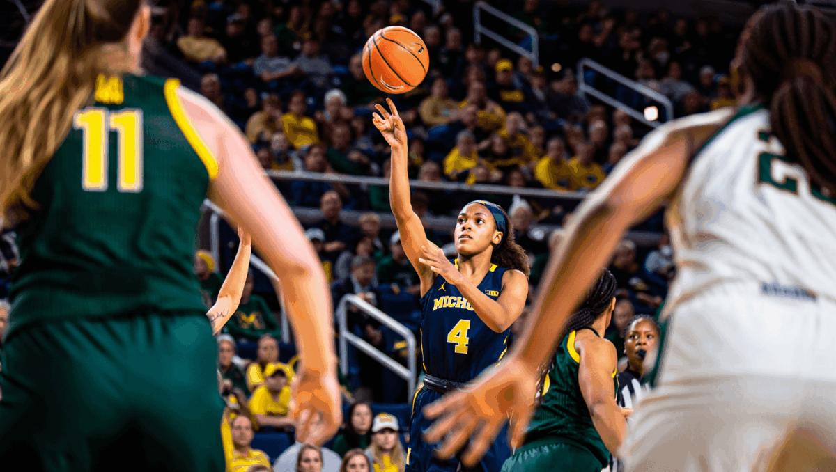 Michigan women's basketball beats Michigan State 91-85 in OT thriller