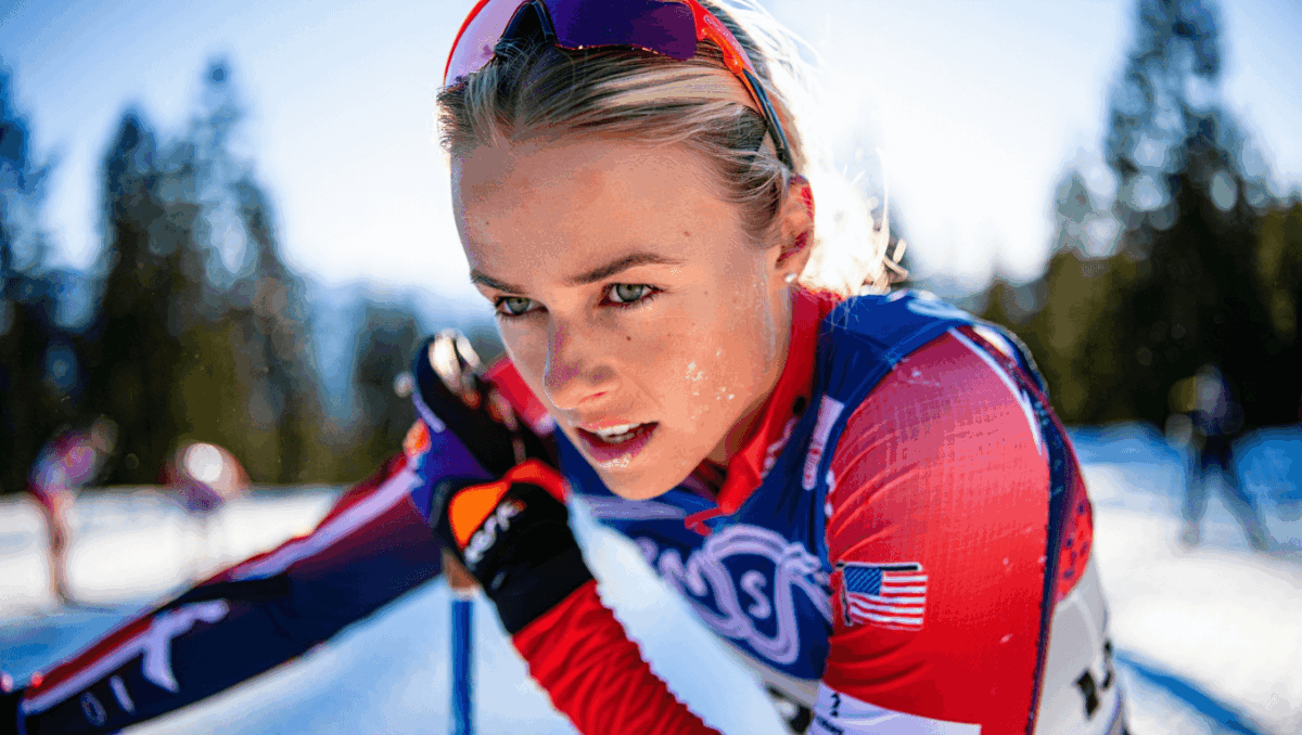 Jessie Diggins finishes 8th in Olympic skiathlon after early fall