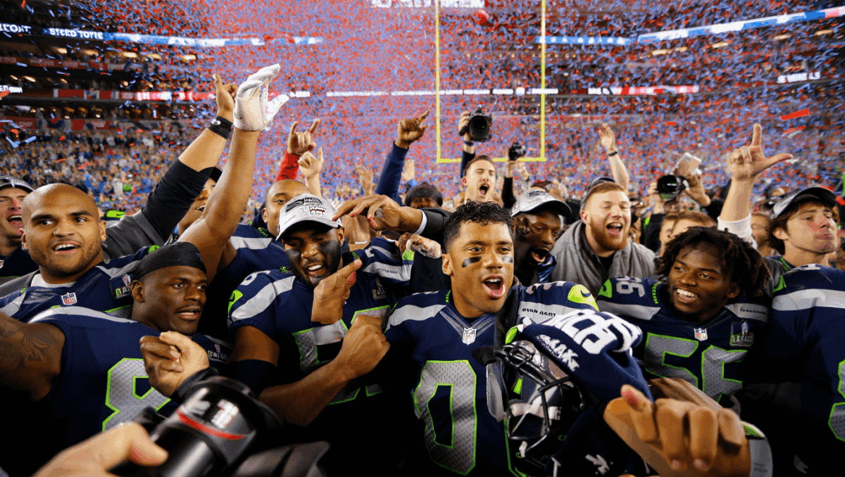 What time did the superbowl end? Seahawks crushed Patriots 29-13, finished just after 10 PM ET last night