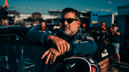 NASCAR Truck Series faces Daytona opener tonight with Tony Stewart's stunning return