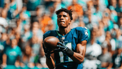 Jaxon Smith-Njigba eyes Super Bowl glory after winning 2025 AP Offensive Player of the Year