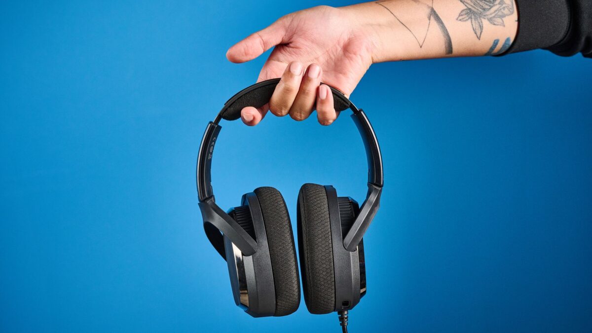 I just tested audiophile brand FiiO’s first-ever gaming headset — and for just $69, it ticks almost all the boxes
By
Nikita Achanta
Published 13 August 26
The FiiO FG3 is a great and comfortable gaming headset boasting good mic performance, and it features a useful DAC with onboard controls. But it has some flaws.